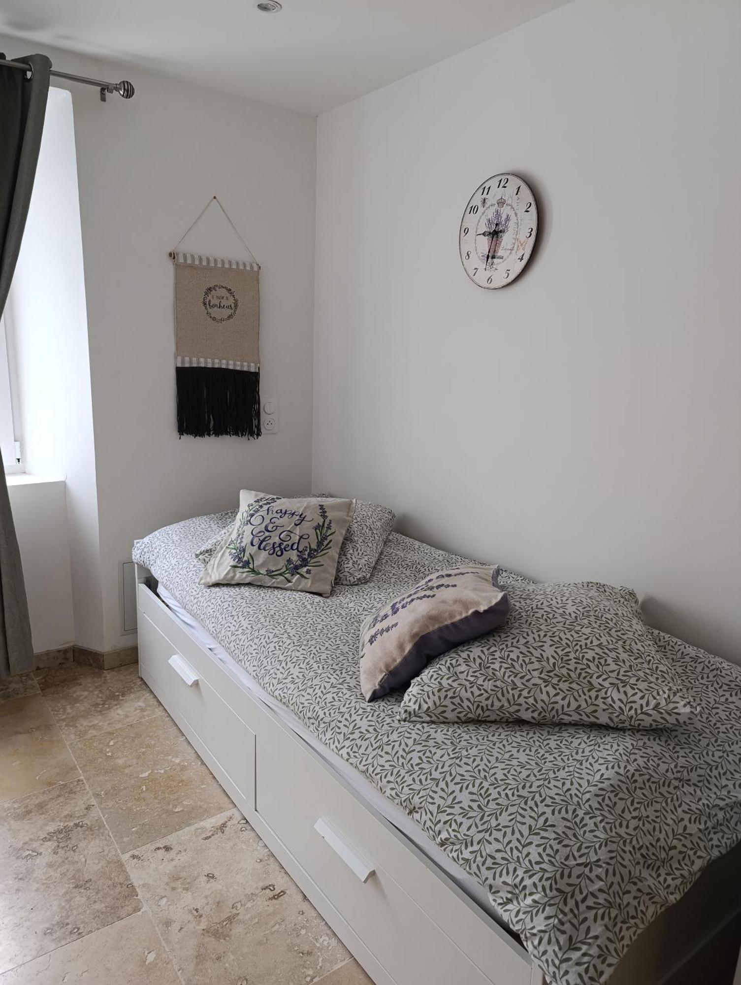 Logement Le Gabian Ampus Buitenkant foto